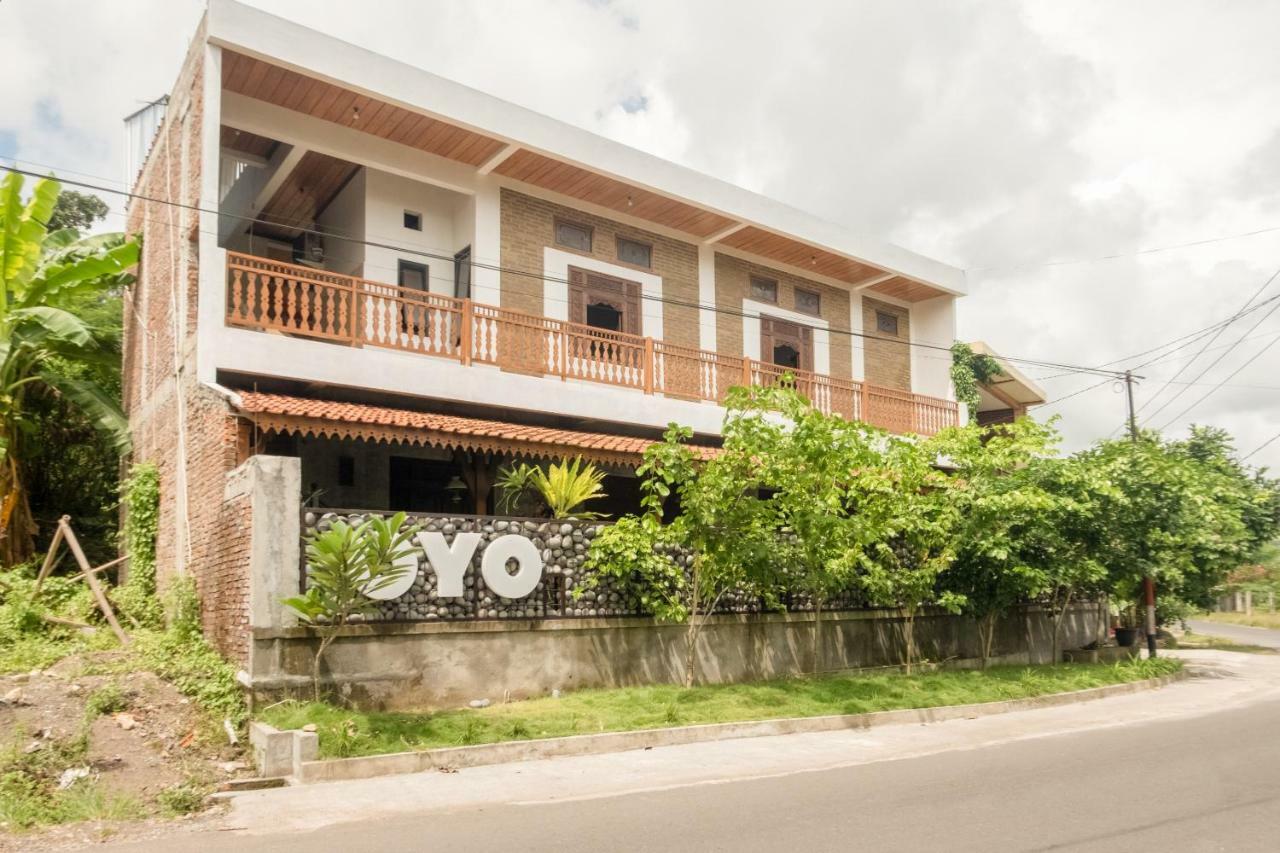 Hotel Batukaras Kalaras Exterior photo